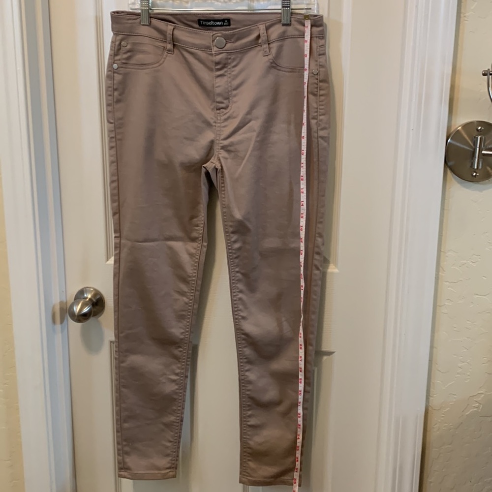 Pants - Picture 5 of 10